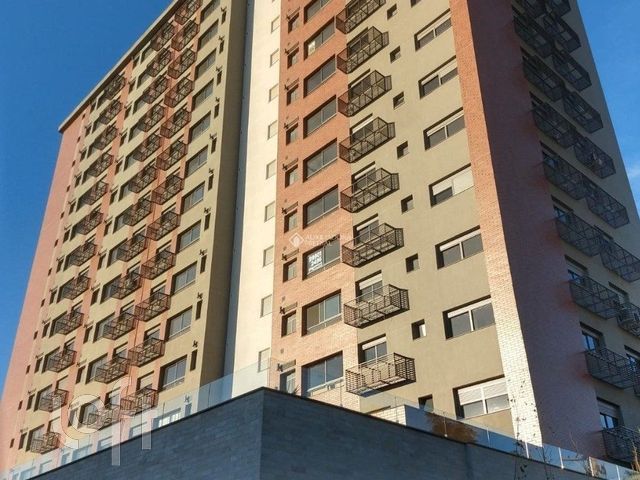 Apartamento com 62m², 2 dormitórios, 1 suíte, 1 vaga, Vila Ipiranga em Porto Alegre