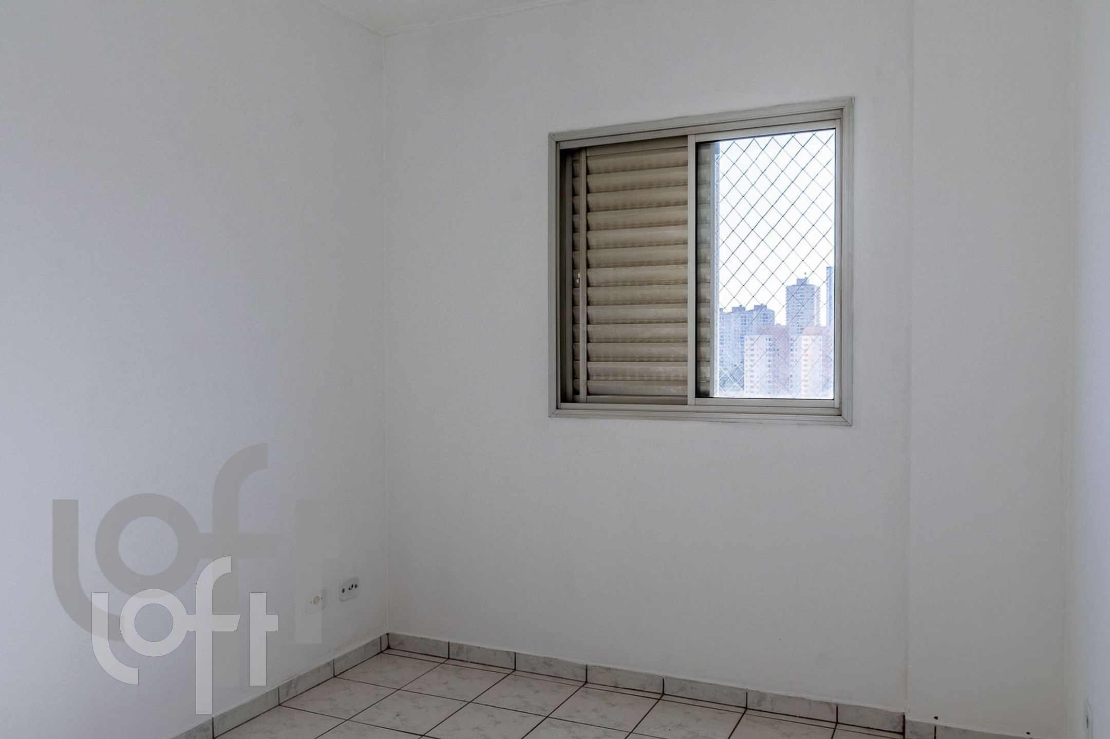 Apartamento à venda com 2 quartos, 82m² - Foto 4