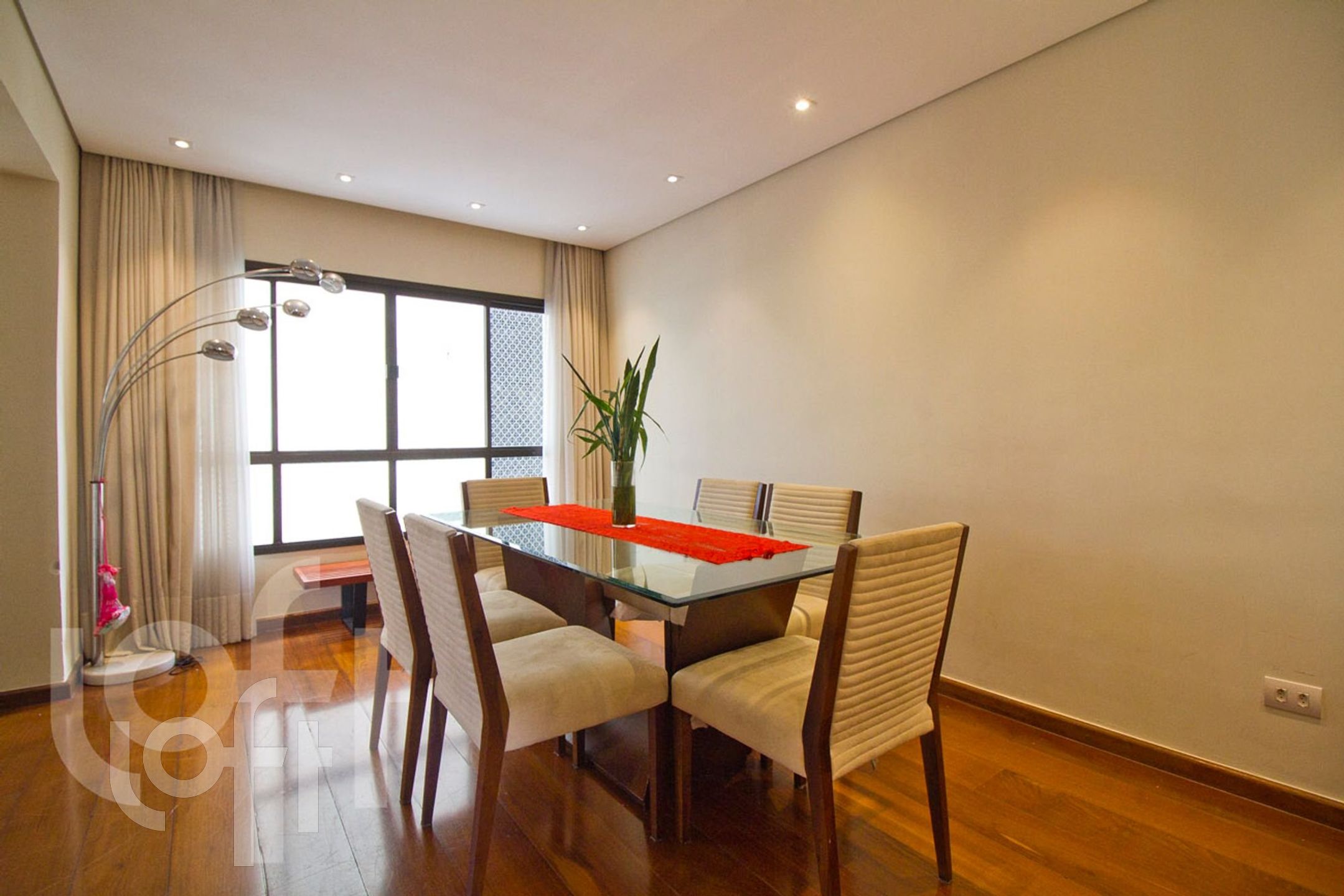 Apartamento à venda com 4 quartos, 222m² - Foto 21