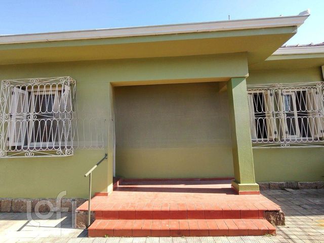 Casa com 164m², 4 dormitórios, 1 vaga, São João em Porto Alegre