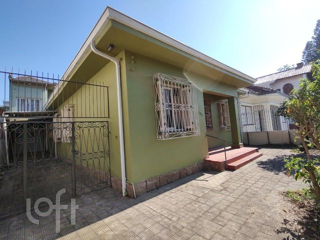 Casa com 164m², 4 dormitórios, 1 vaga, São João em Porto Alegre