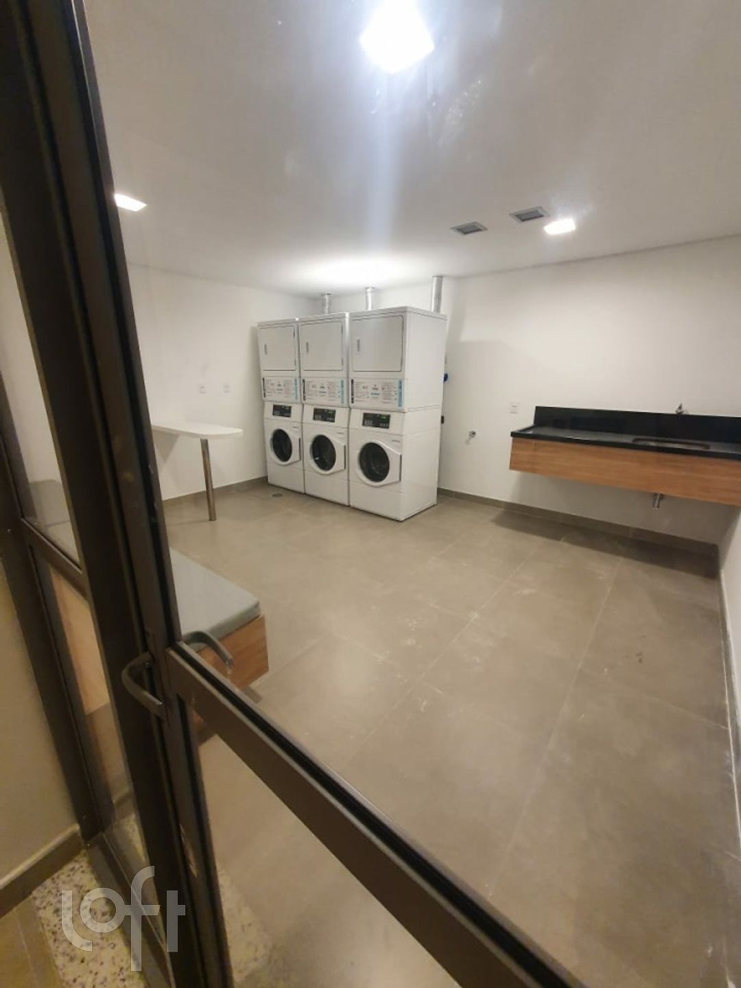 Apartamento à venda com 2 quartos, 85m² - Foto 13