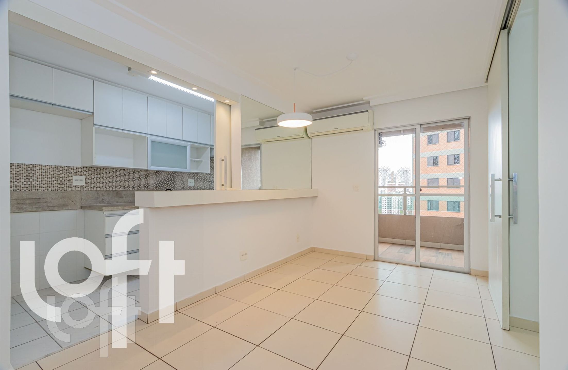 Apartamento à venda com 2 quartos, 65m² - Foto 1