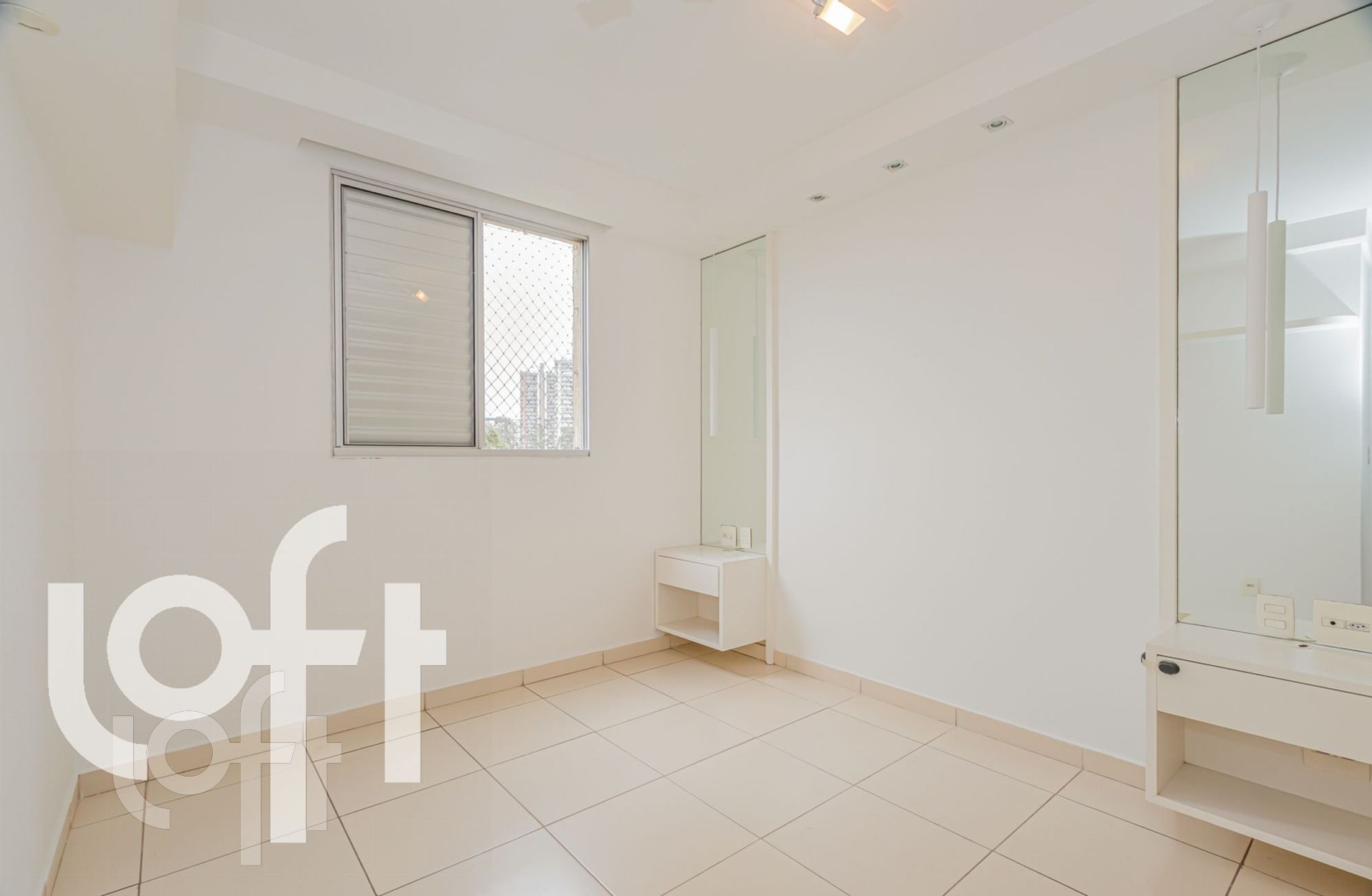 Apartamento à venda com 2 quartos, 65m² - Foto 3