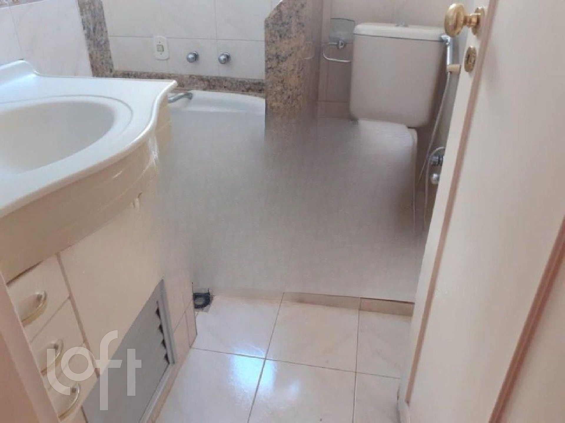 Apartamento à venda com 3 quartos, 96m² - Foto 17