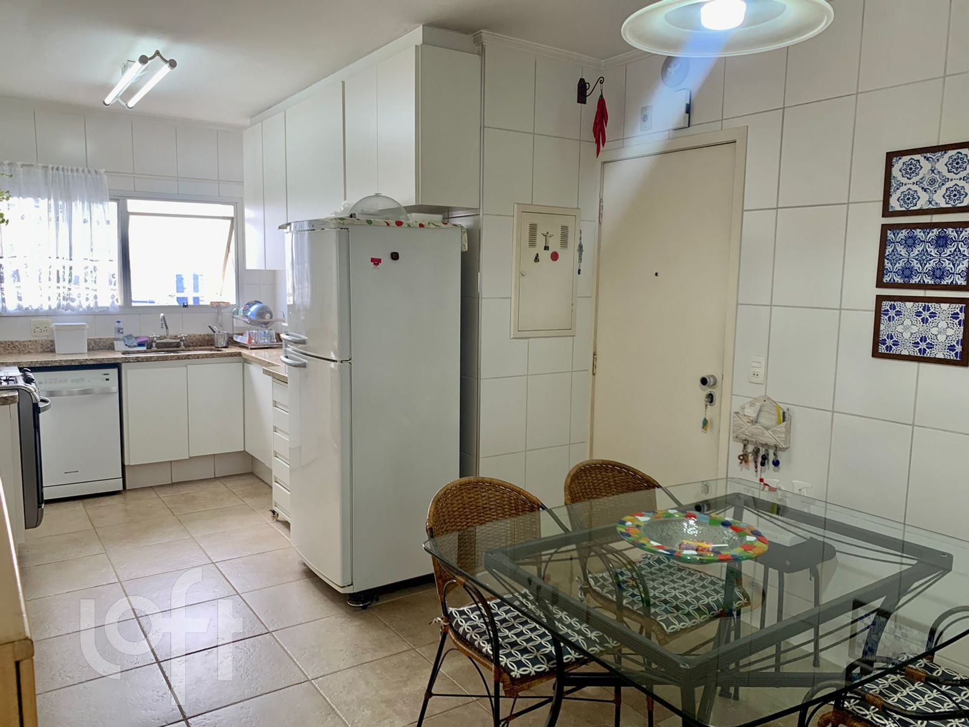 Apartamento à venda com 4 quartos, 159m² - Foto 7