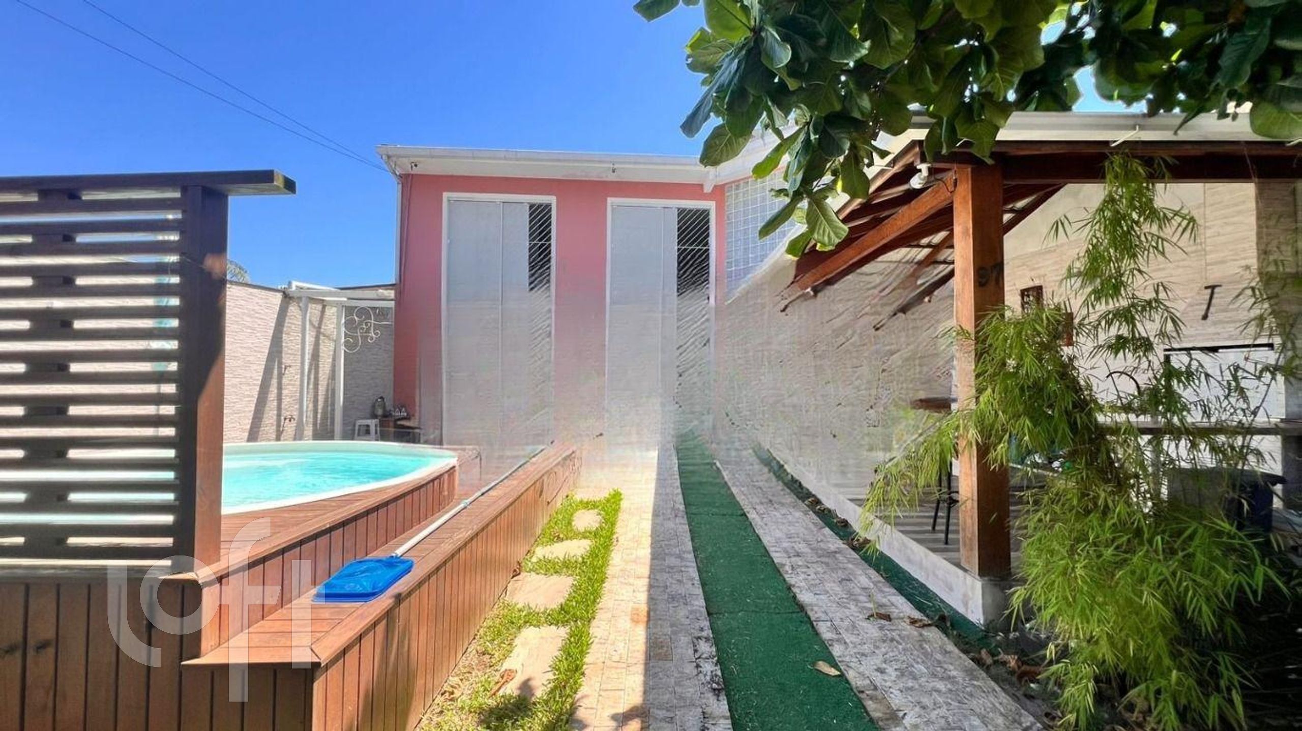Casa Residencial com 197m², 3 quartos, 3 garagens, no bairro Picadas do Sul em São José