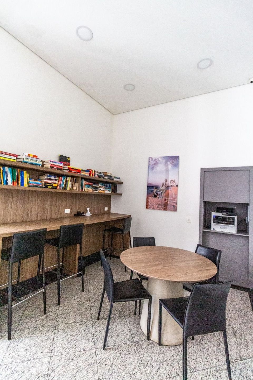 Apartamento à venda com 1 quarto, 47m² - Foto 19