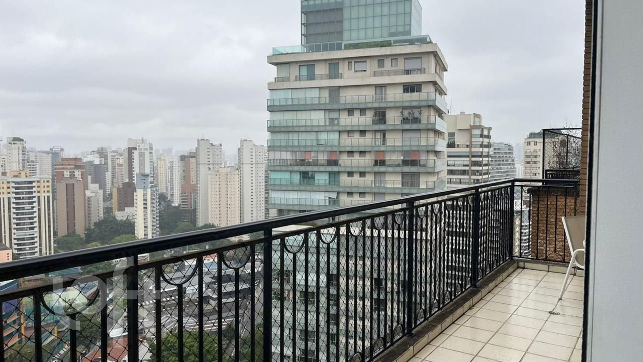 Apartamento à venda com 2 quartos, 167m² - Foto 6