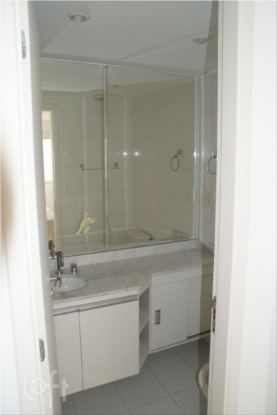 Apartamento à venda com 2 quartos, 87m² - Foto 11