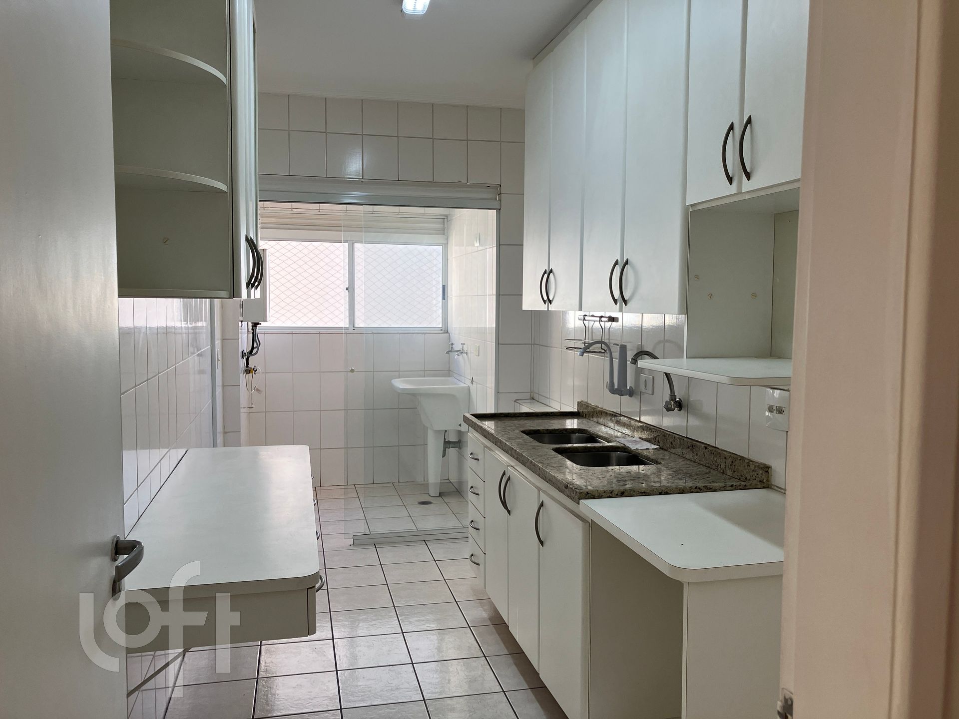 Apartamento à venda com 3 quartos, 80m² - Foto 5