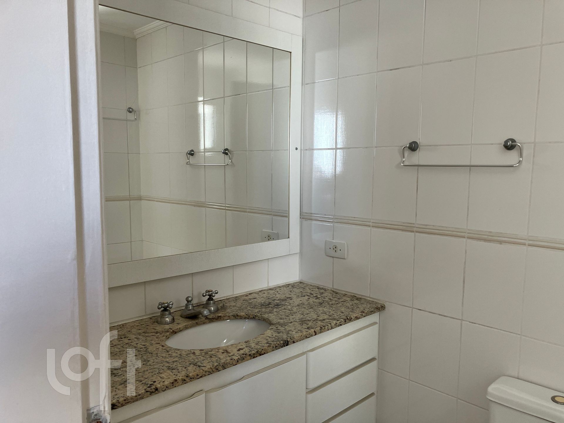 Apartamento à venda com 3 quartos, 80m² - Foto 15