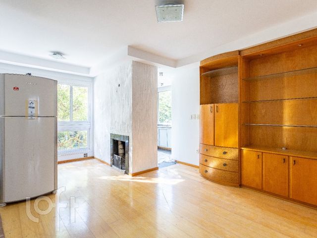 Apartamento com 82m², 2 dormitórios, 2 vagas, Bela Vista em Porto Alegre