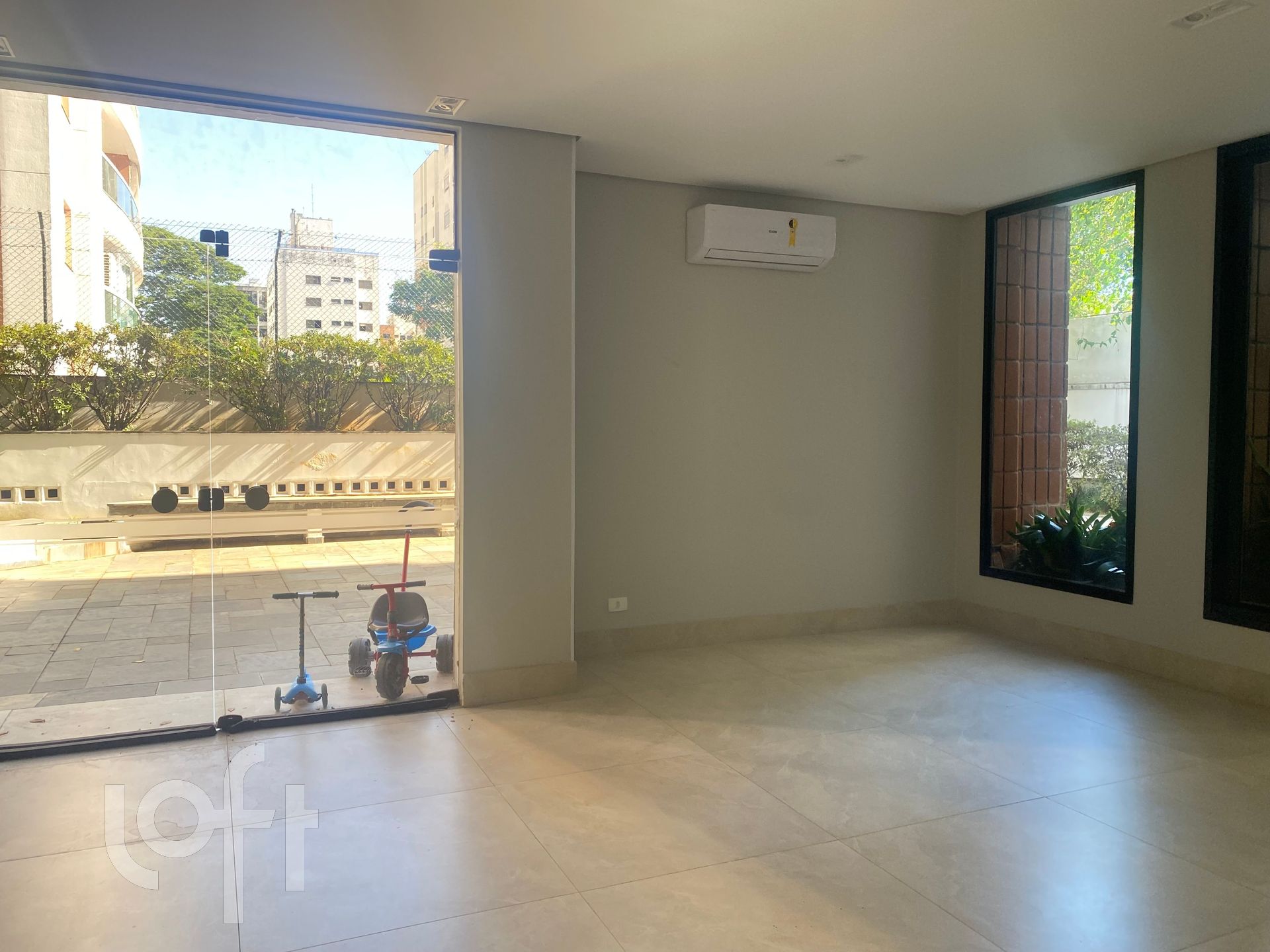 Apartamento à venda com 4 quartos, 163m² - Foto 22