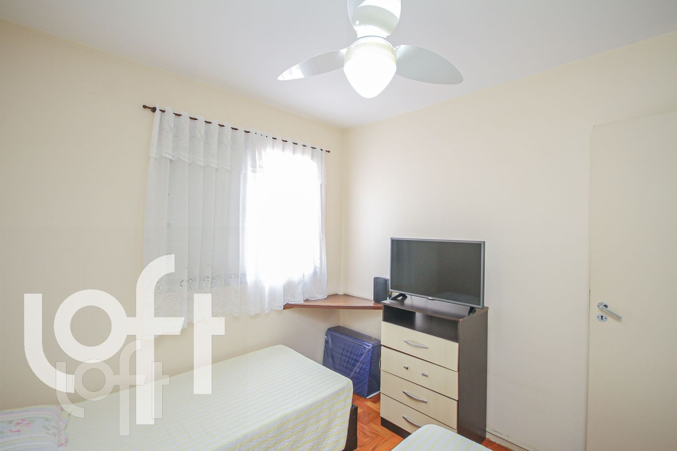 Apartamento à venda com 3 quartos, 74m² - Foto 9