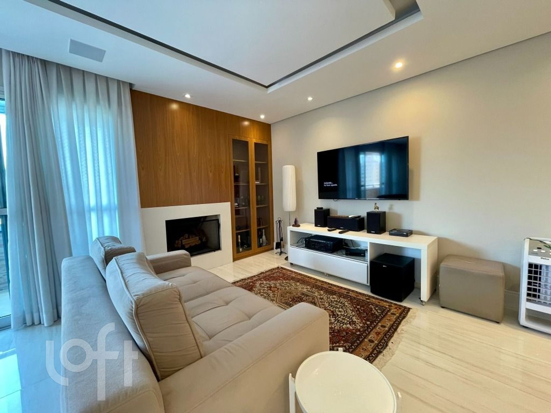 Apartamento à venda com 4 quartos, 180m² - Foto 3