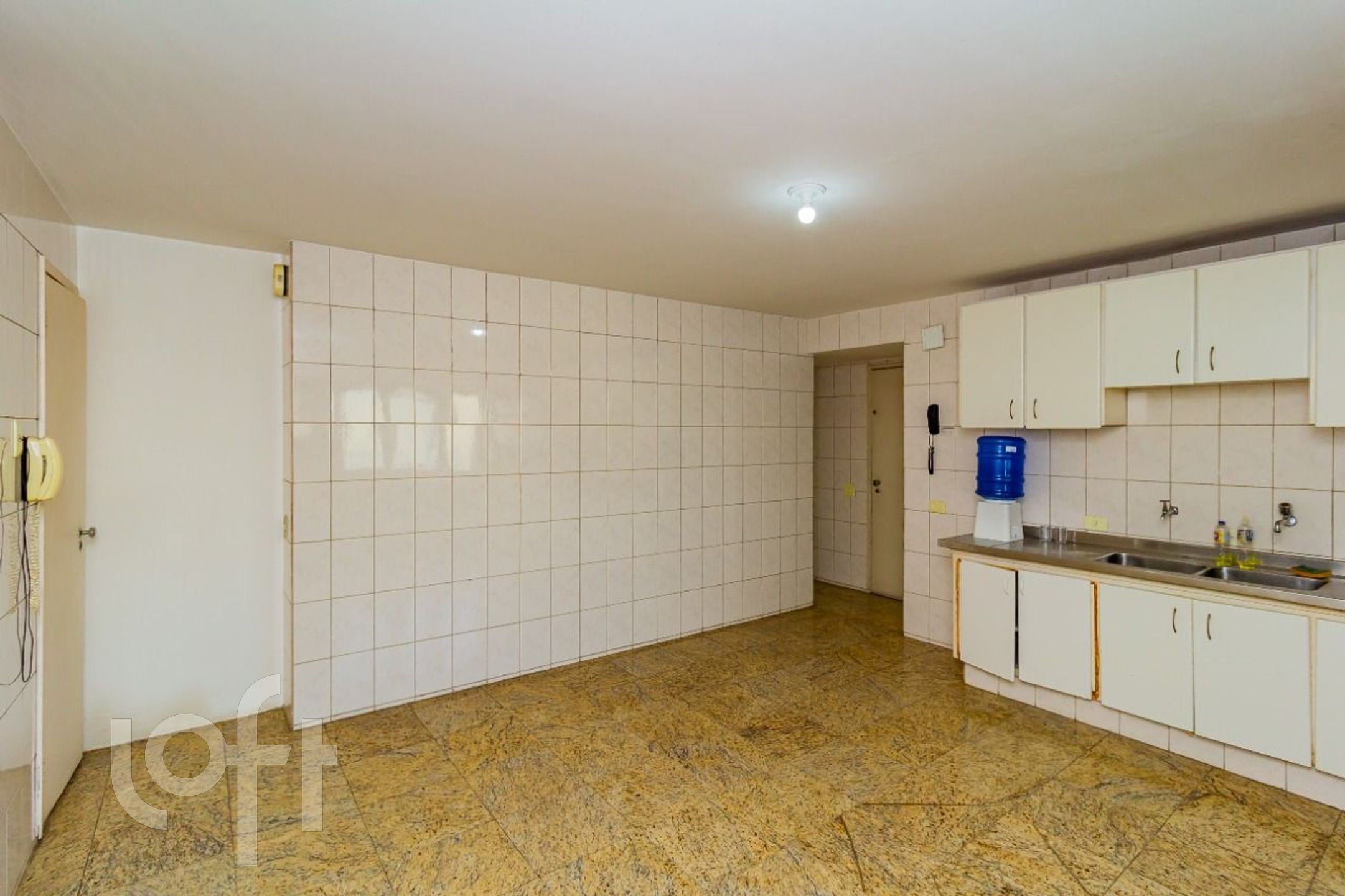 Apartamento à venda com 3 quartos, 162m² - Foto 12