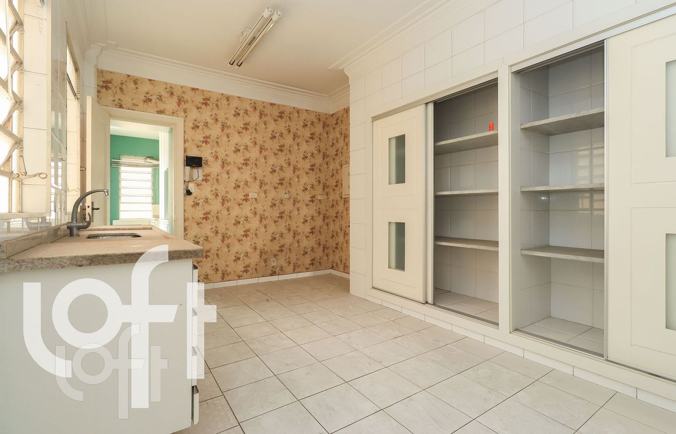 Apartamento à venda com 4 quartos, 240m² - Foto 19