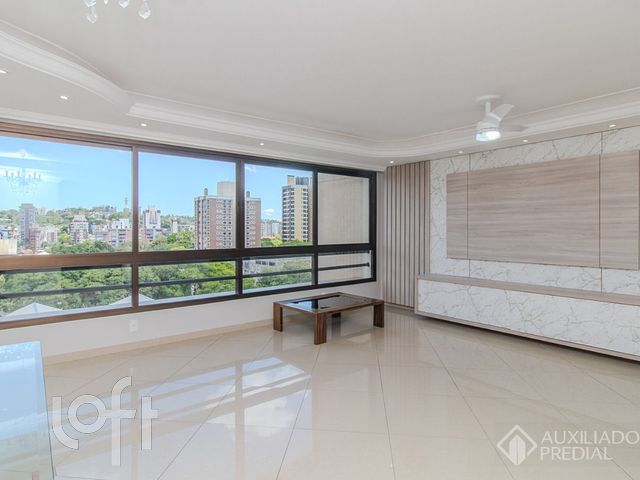 Apartamento com 116m², 3 dormitórios, 1 suíte, 2 vagas, Menino Deus em Porto Alegre