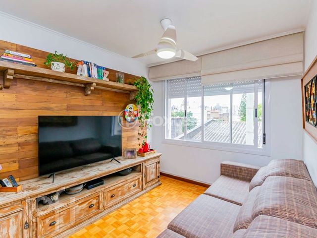 Apartamento com 100m², 3 dormitórios, 1 suíte, 1 vaga, Petrópolis em Porto Alegre