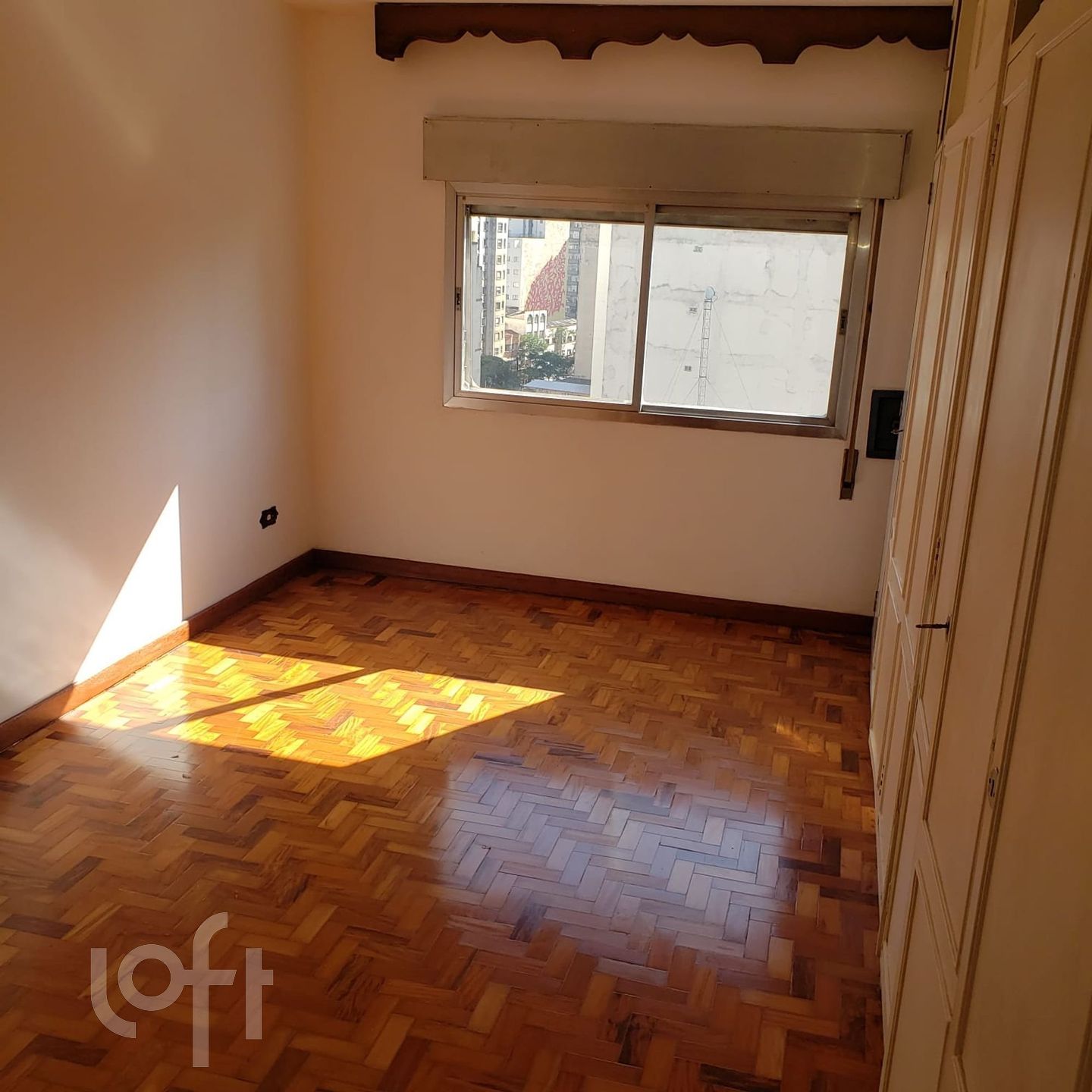 Apartamento à venda com 1 quarto, 55m² - Foto 11