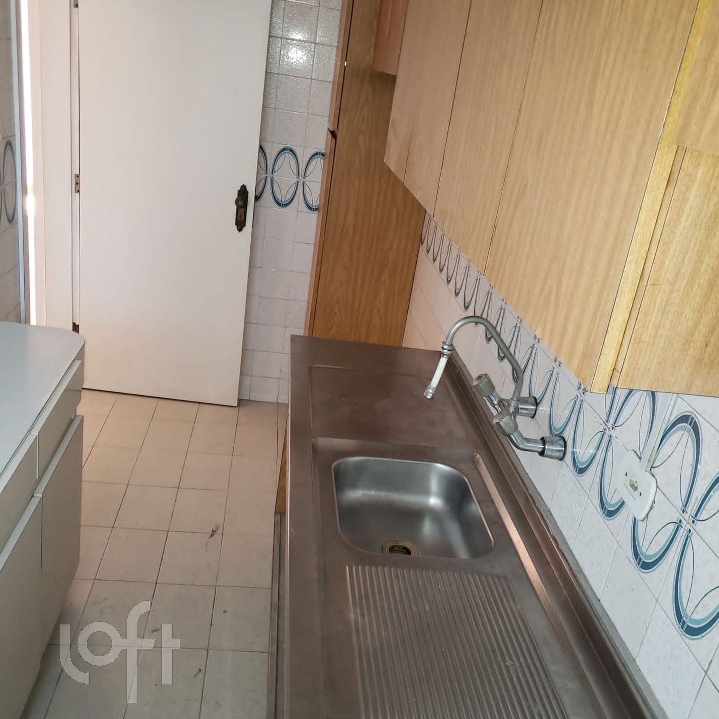 Apartamento à venda com 1 quarto, 55m² - Foto 17