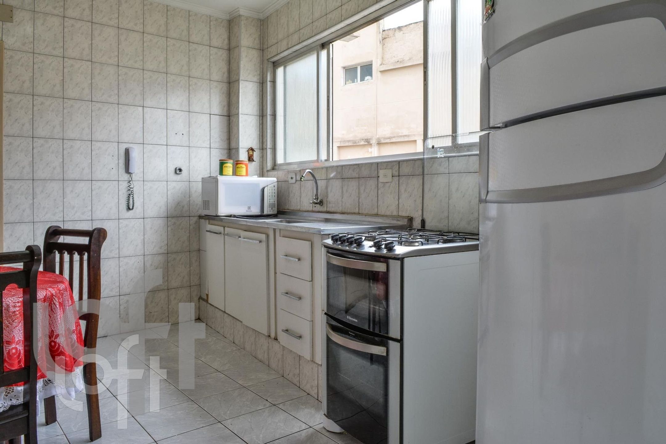 Apartamento à venda com 3 quartos, 99m² - Foto 26