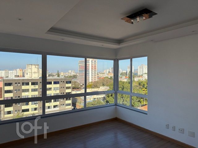 Apartamento com 80m², 3 dormitórios, 1 suíte, 2 vagas, Cristo Redentor em Porto Alegre
