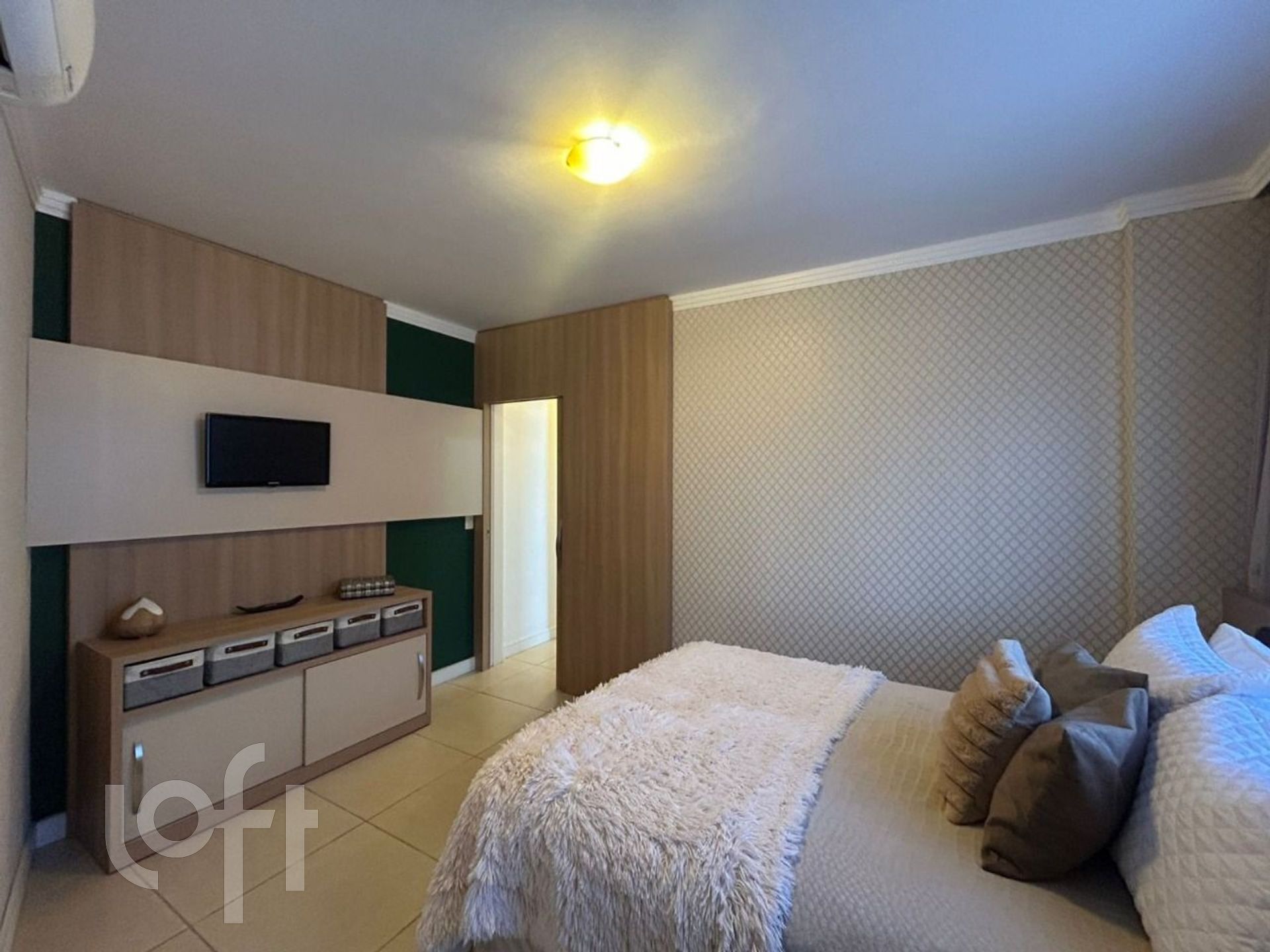 Apartamento à venda em Centro com 75 m², 2 quartos