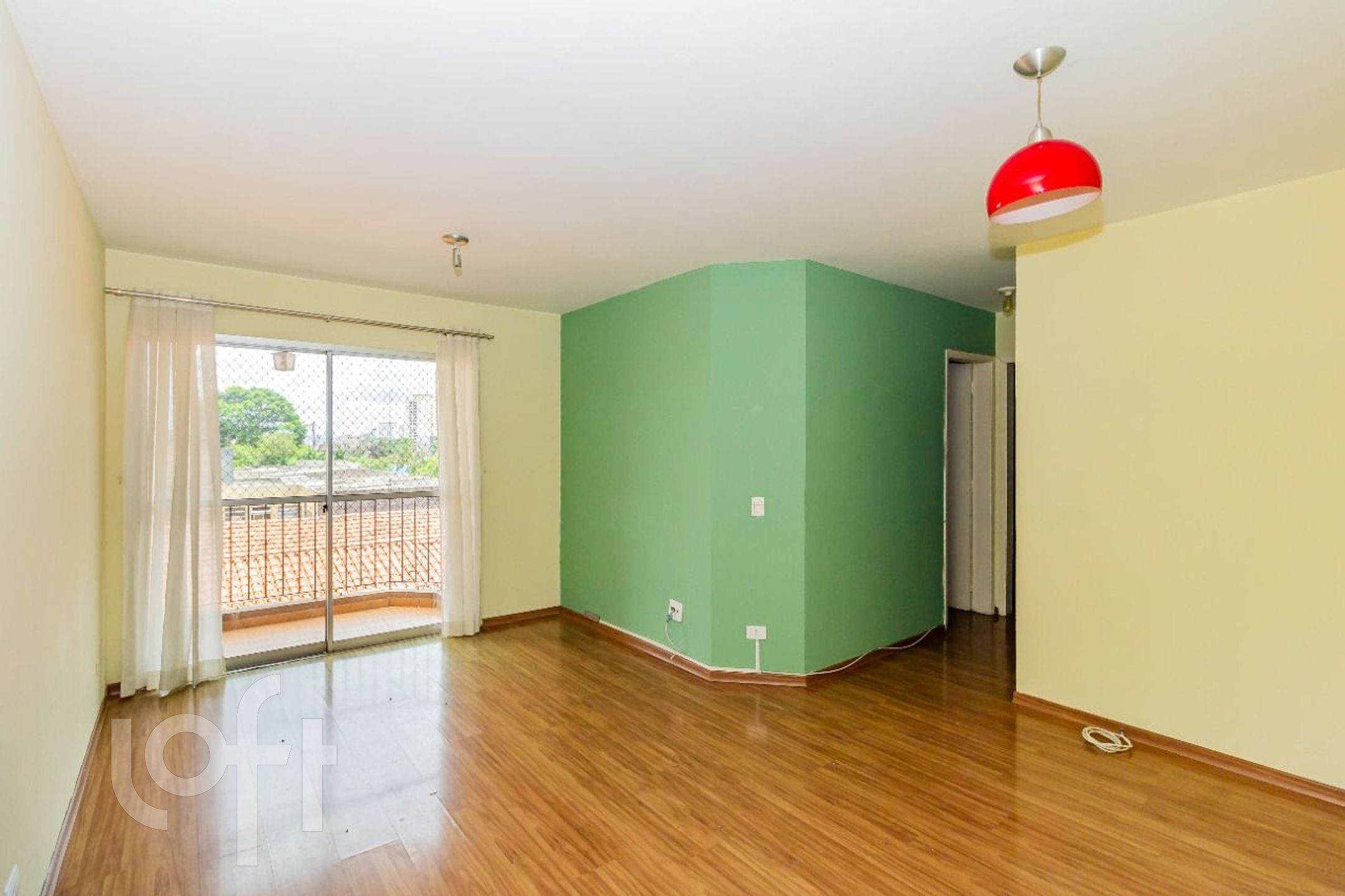 Apartamento à venda com 2 quartos, 62m² - Foto 2