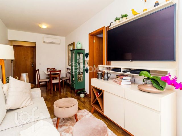 Apartamento com 74m², 3 dormitórios, 1 suíte, 1 vaga, Boa Vista em Porto Alegre