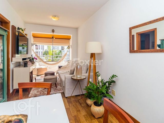 Apartamento com 74m², 3 dormitórios, 1 suíte, 1 vaga, Boa Vista em Porto Alegre