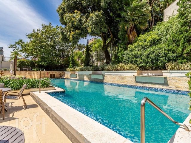 Apartamento com 162m², 3 dormitórios, 3 suítes, 3 vagas, Moinhos de Vento em Porto Alegre