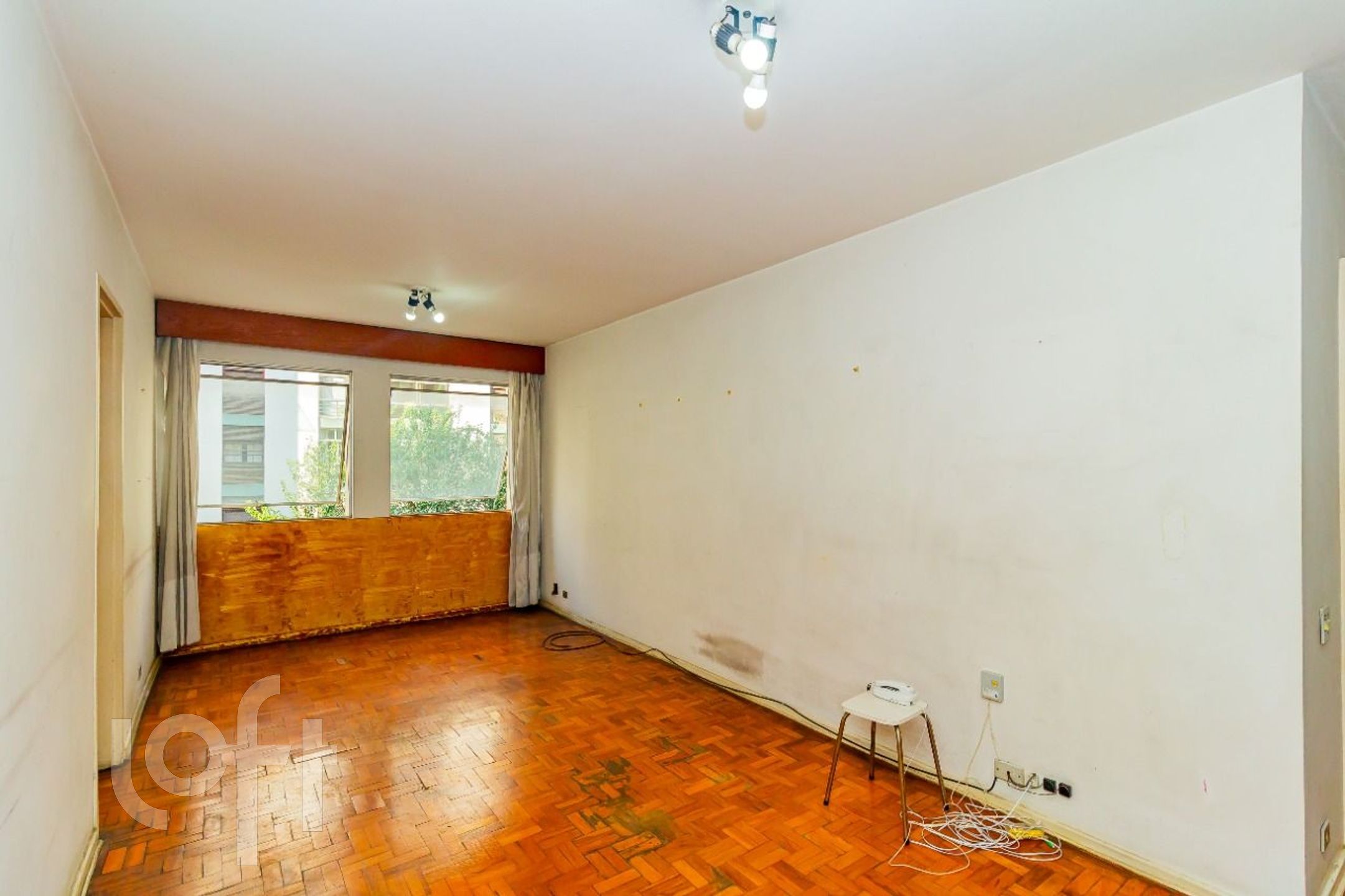 Apartamento à venda com 1 quarto, 57m² - Foto 2