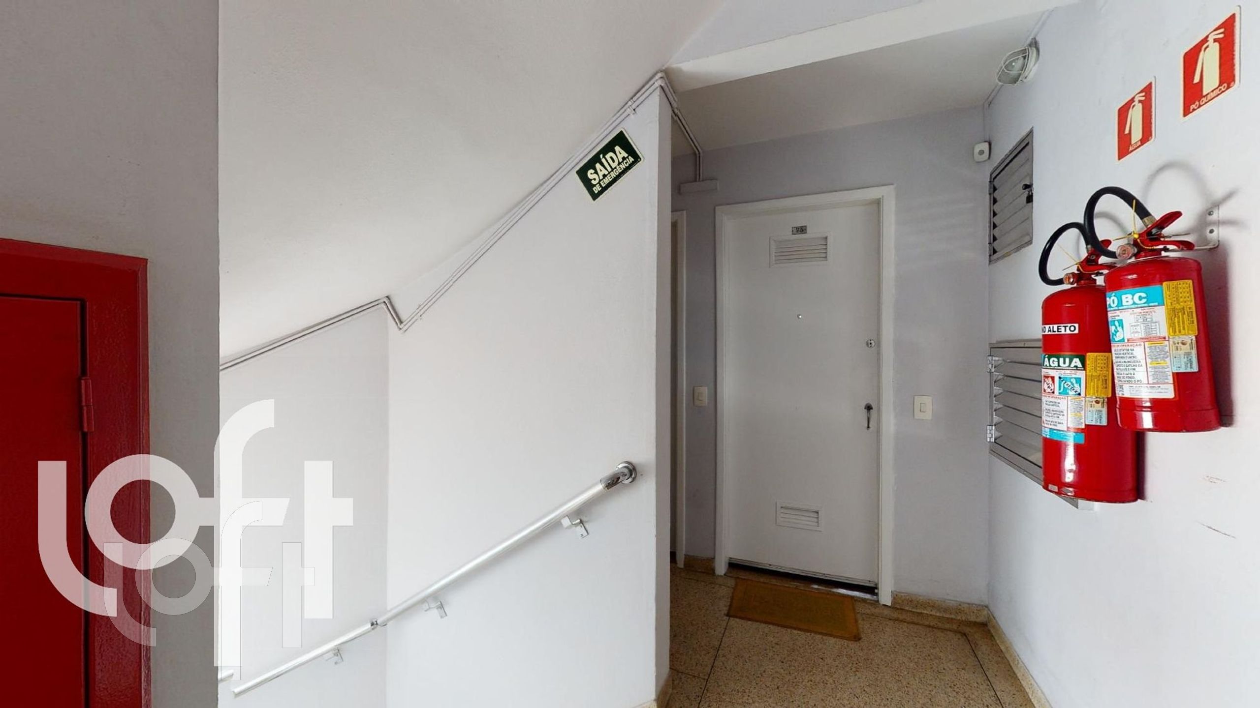 Apartamento à venda com 1 quarto, 40m² - Foto 31