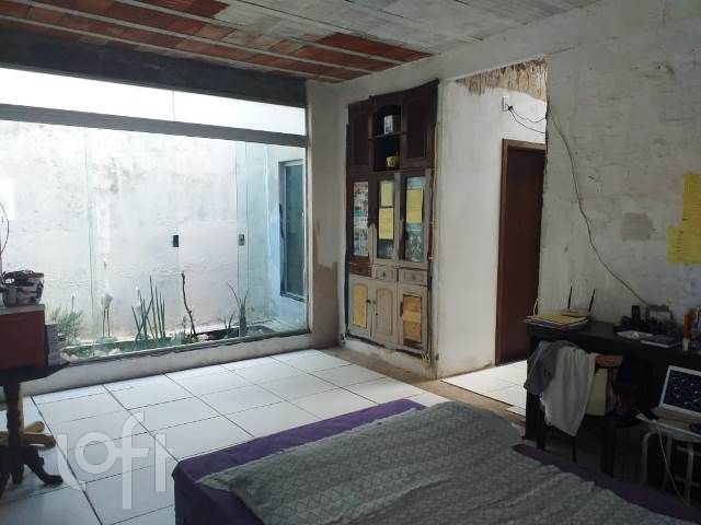 Casa de Condomínio à venda com 3 quartos, 201m² - Foto 5