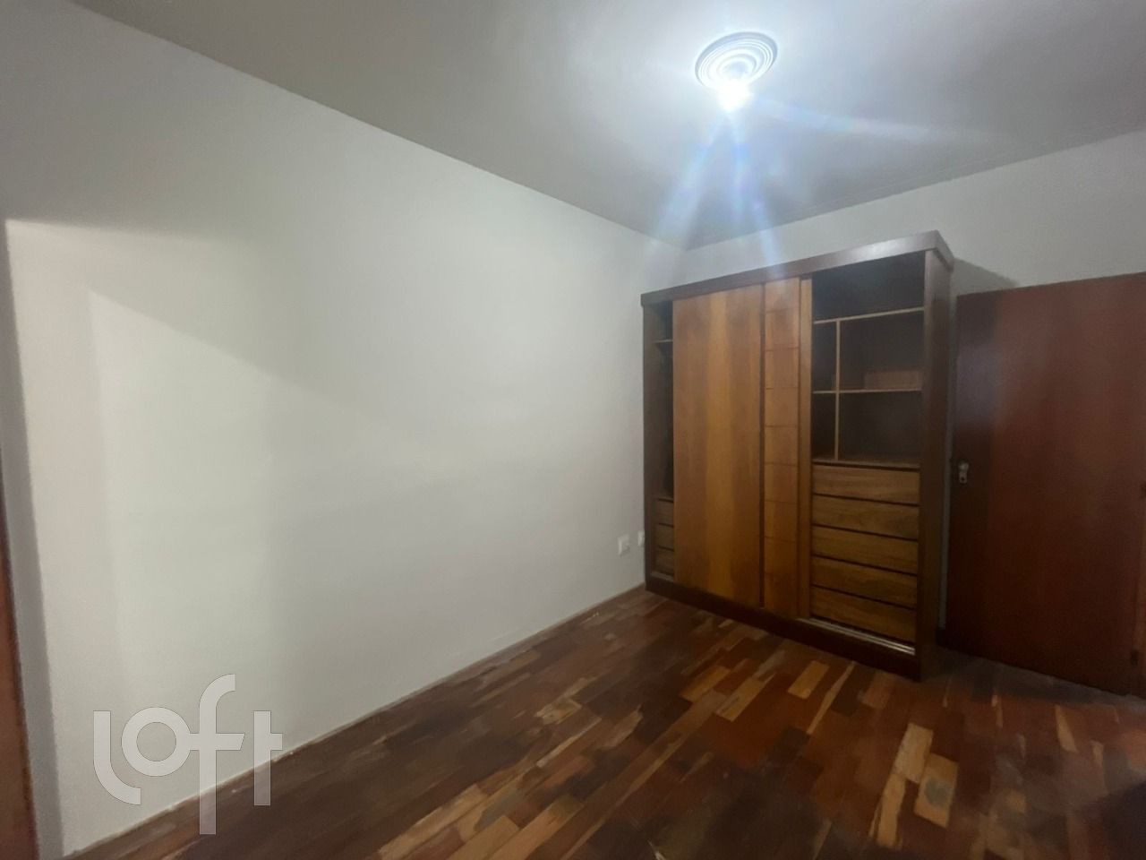 Casa à venda com 2 quartos, 62m² - Foto 8