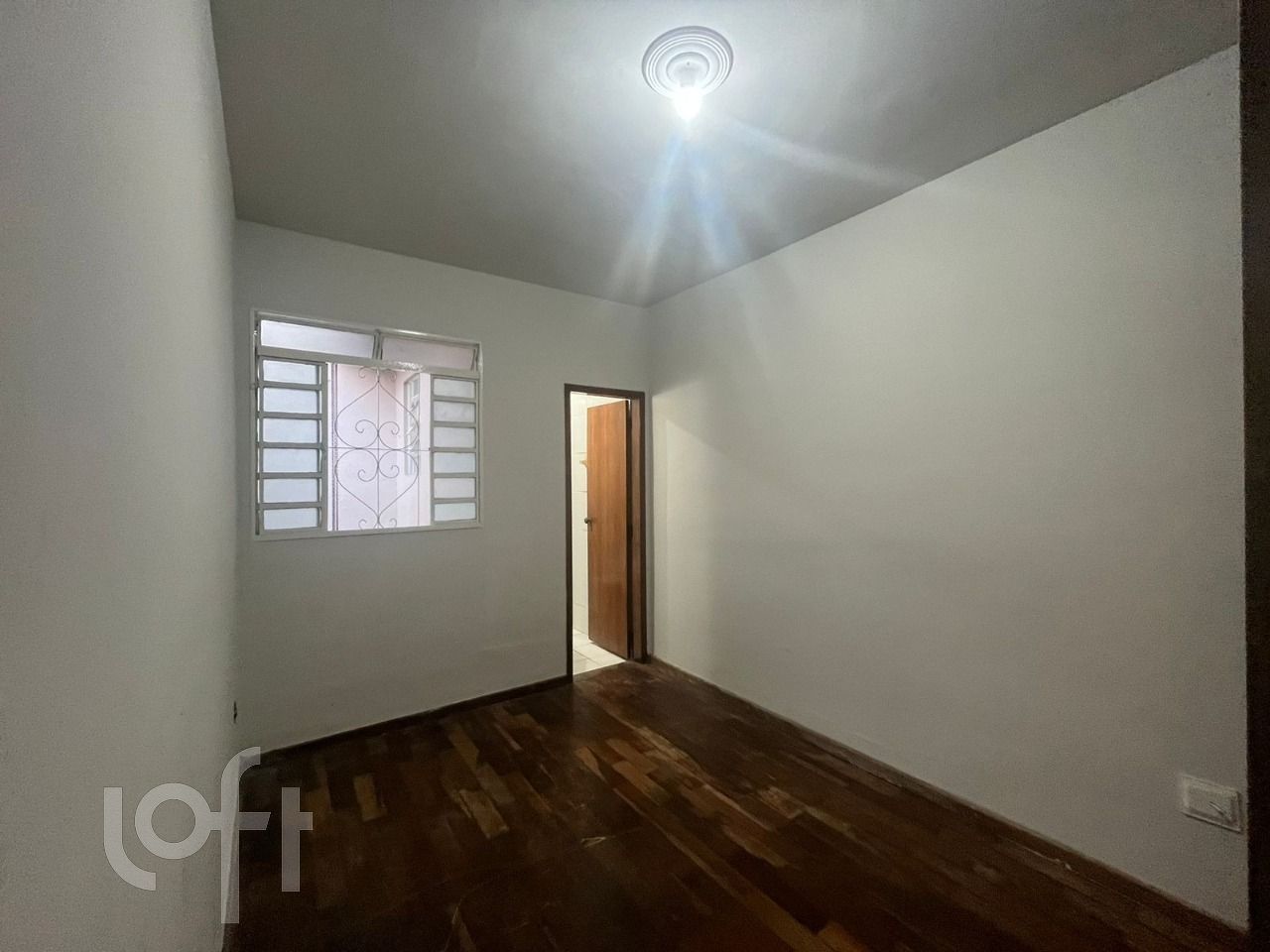 Casa à venda com 2 quartos, 62m² - Foto 9