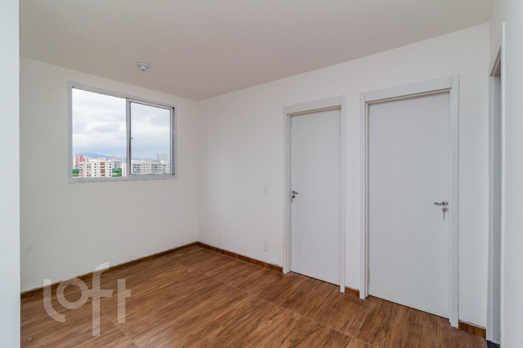 Apartamento à venda com 2 quartos, 40m² - Foto 1