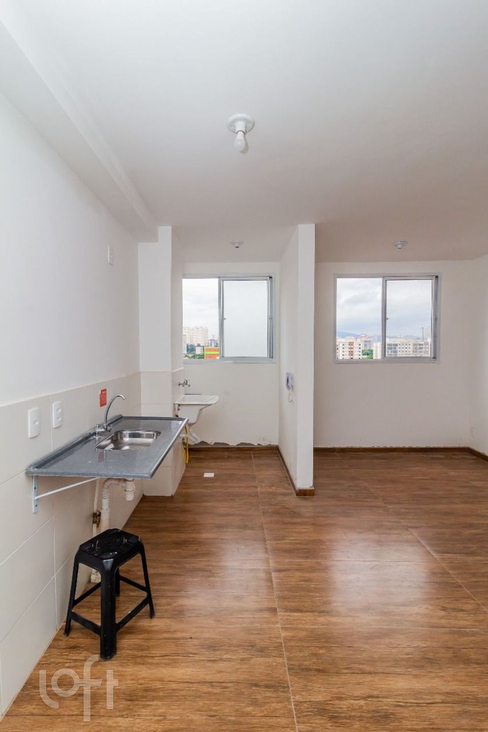 Apartamento à venda com 2 quartos, 40m² - Foto 5