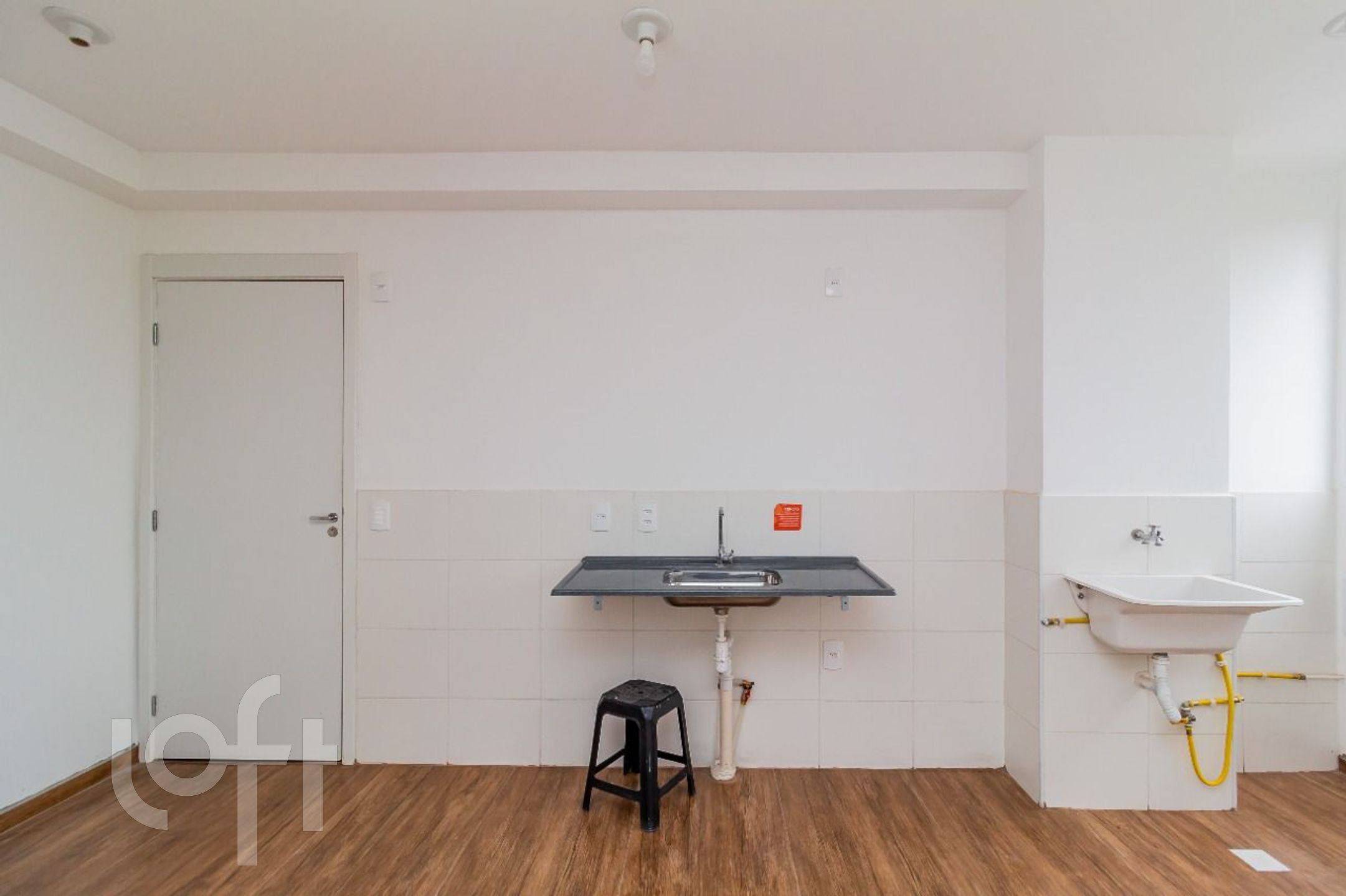 Apartamento à venda com 2 quartos, 40m² - Foto 7