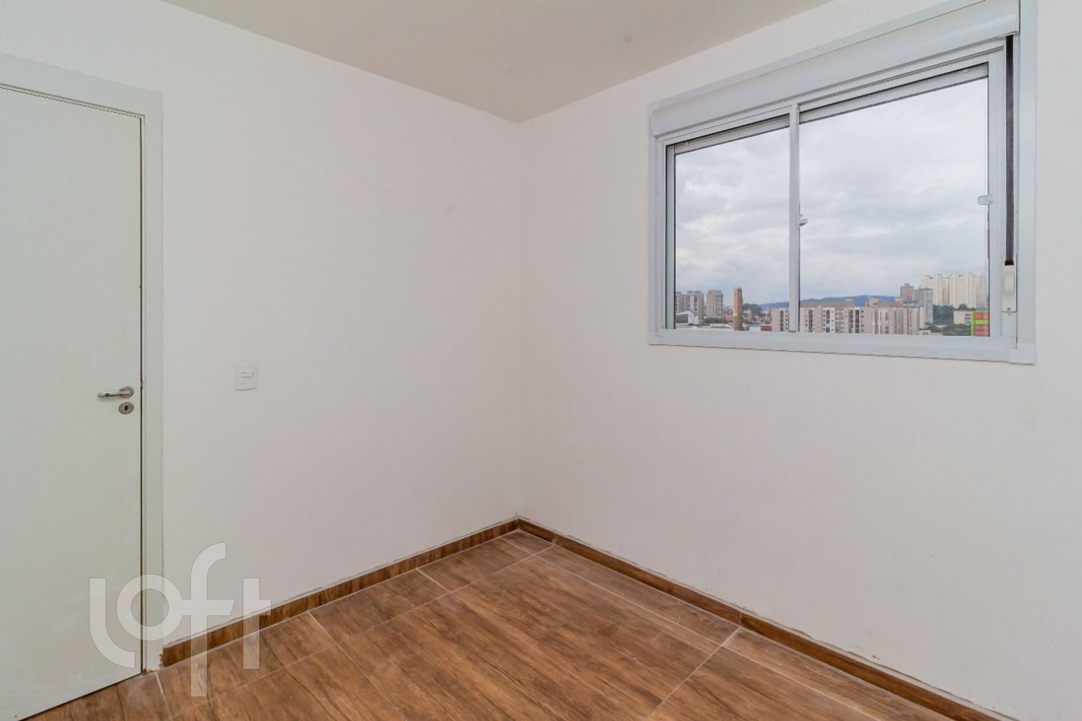 Apartamento à venda com 2 quartos, 40m² - Foto 10