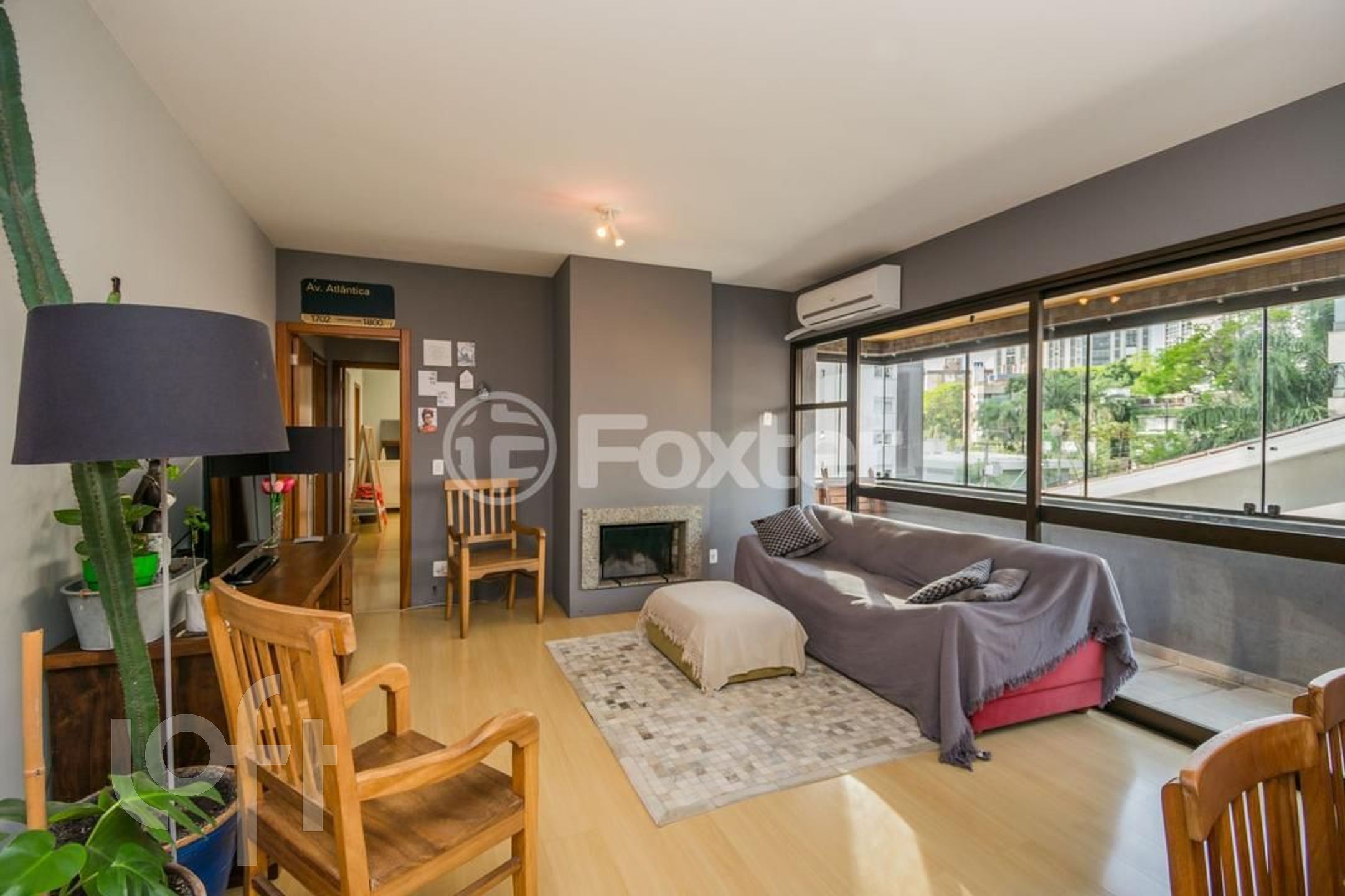 Apartamento com 114m², 3 dormitórios, 1 suíte, 2 vagas, Petrópolis em Porto Alegre