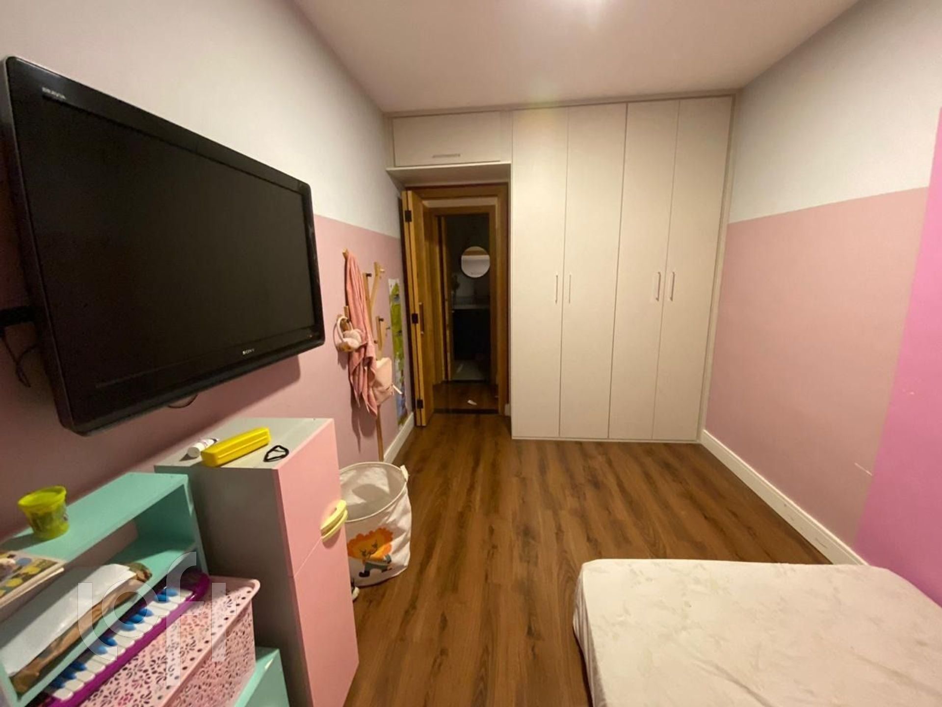 Apartamento à venda com 2 quartos, 70m² - Foto 17