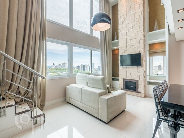 Apartamento com 65m², 1 dormitório, 1 suíte, 1 vaga, Três Figueiras em Porto Alegre