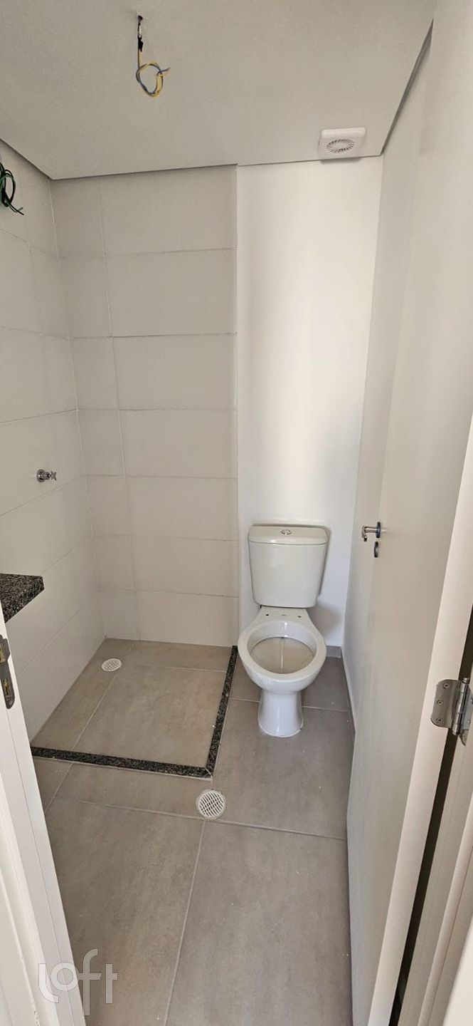 Apartamento à venda com 2 quartos, 37m² - Foto 15