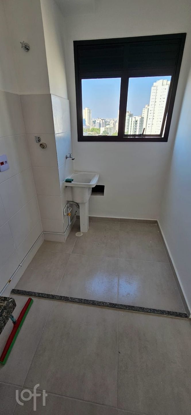 Apartamento à venda com 2 quartos, 37m² - Foto 13