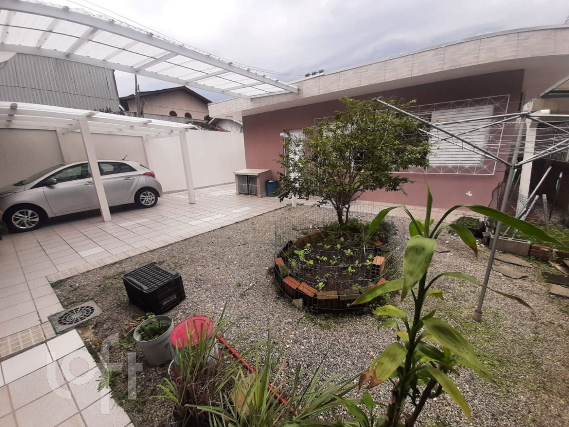 Casa à venda em Capoeiras com 187 m², 3 quartos, 1 suíte, 2 vagas