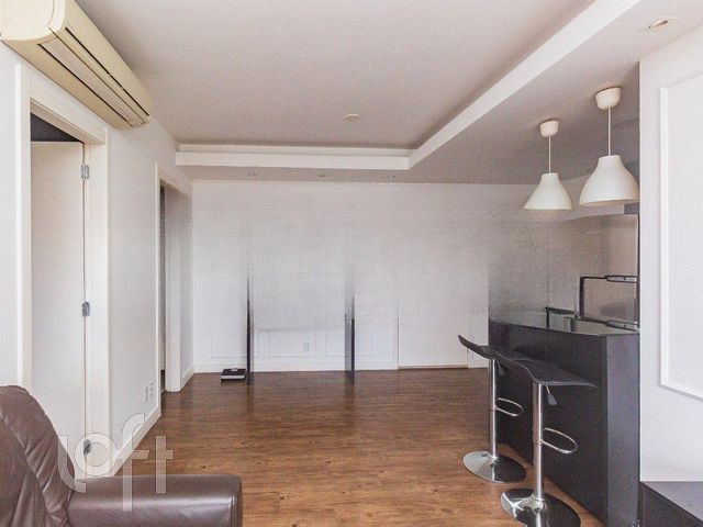 Apartamento com 60m², 1 dormitório, 1 vaga, Três Figueiras em Porto Alegre