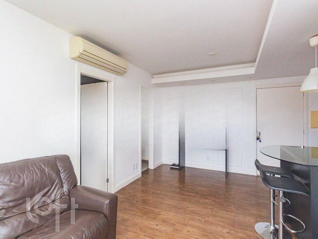 Apartamento com 60m², 1 dormitório, 1 vaga, Três Figueiras em Porto Alegre